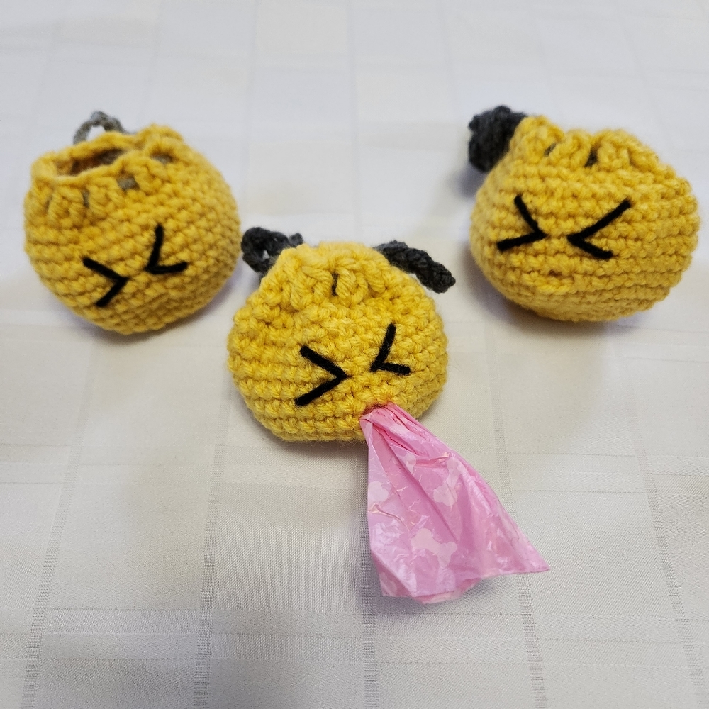 NWOT Crocheted Emoji Doggie Bag Holder
